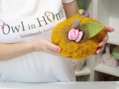 Тиква, плюшена с розова розичка на точки